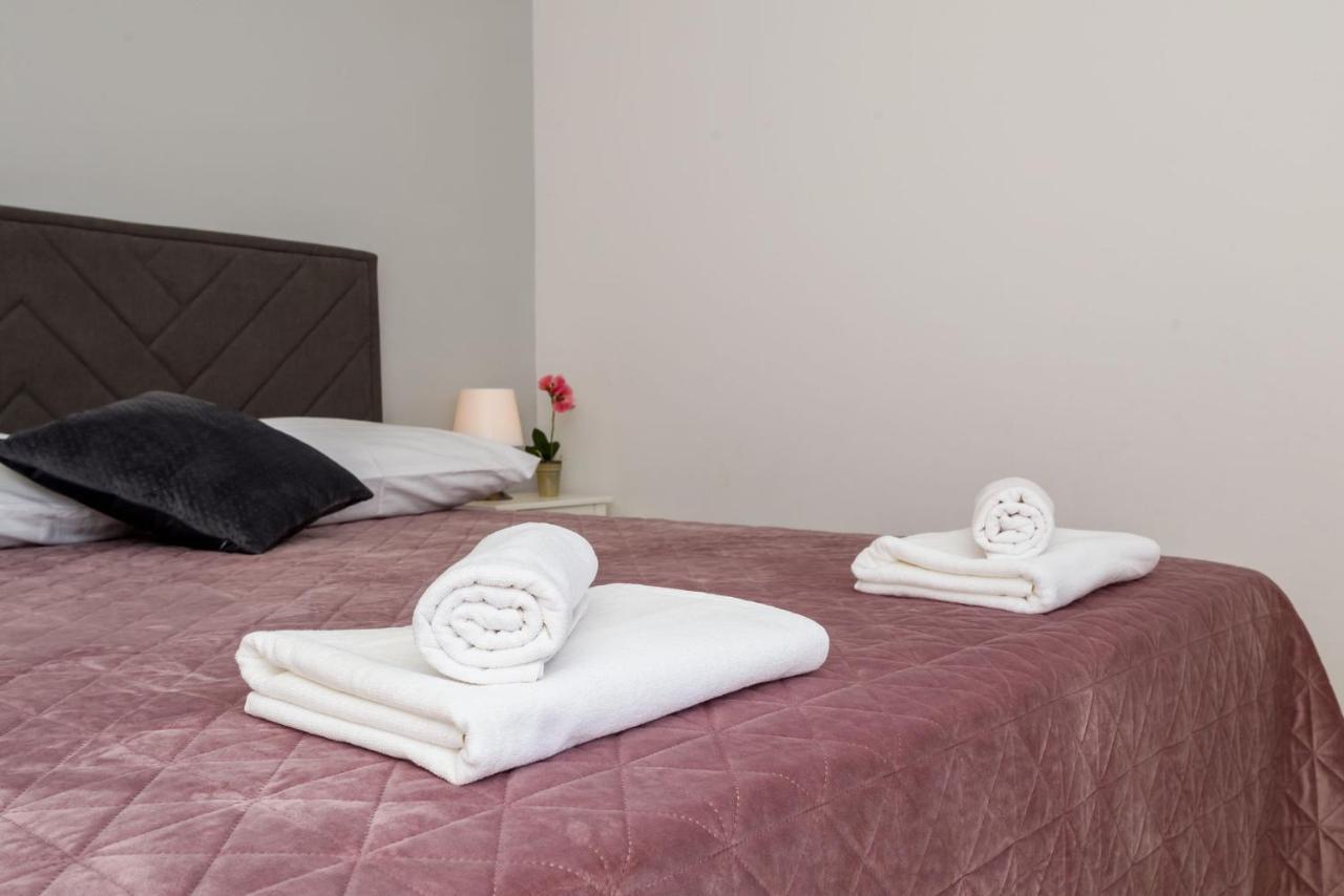 Apartments Bjelis كليك المظهر الخارجي الصورة
