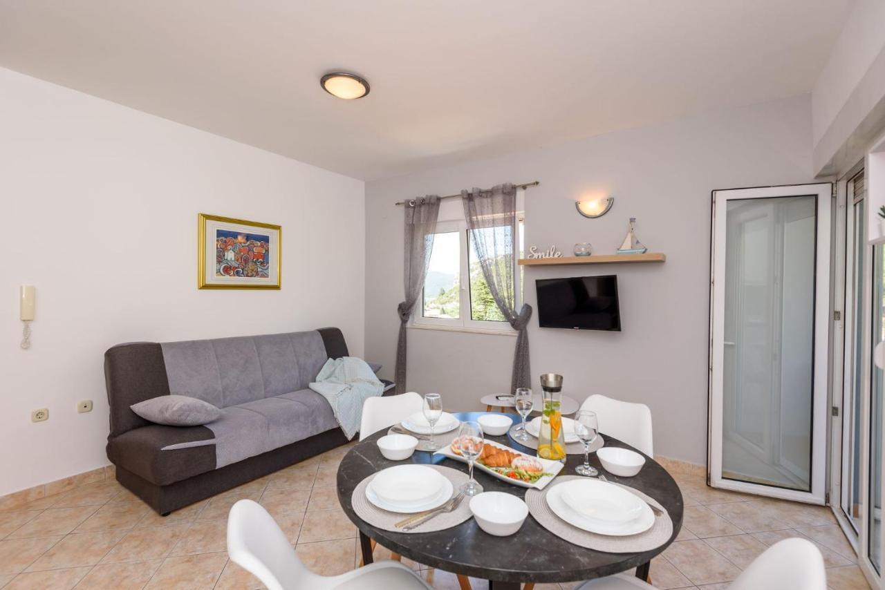 Apartments Bjelis كليك المظهر الخارجي الصورة